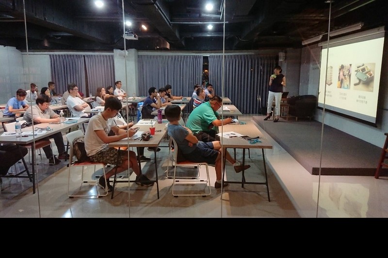 2018創創小聚NO.4-「讓愛鄉愛土愛環境變成好生意！社會企業新思維 」